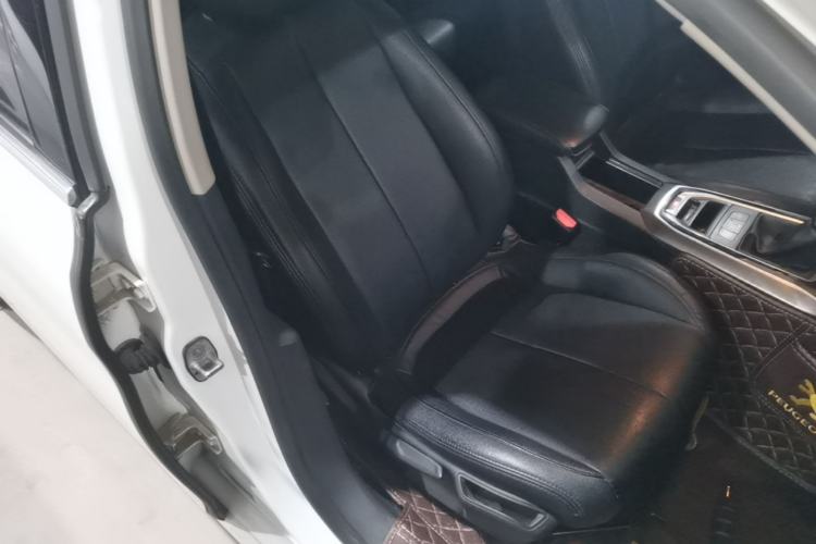 Used Peugeot 408 2014 1.8L Automatic Luxury Edition Right Front Seat