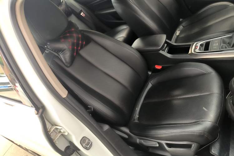 Used Peugeot 408 2014 1.8L Automatic Luxury Edition Right Front Seat