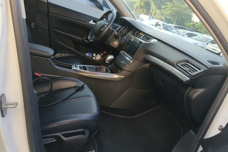 Used Peugeot 408 2014 1.8L Automatic Luxury Edition Right Front Seat