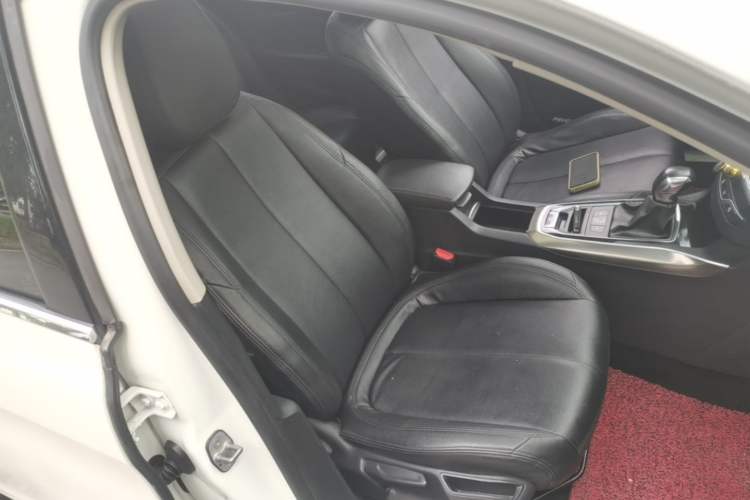 Used Peugeot 408 2014 1.8L Automatic Luxury Edition Right Front Seat