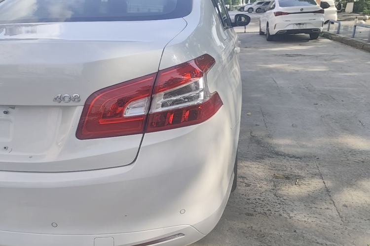 Used Peugeot 408 2014 1.8L Automatic Luxury Edition Right Rear Taillight