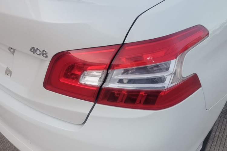 Used Peugeot 408 2014 1.8L Manual Leading Edition Right Rear Taillight