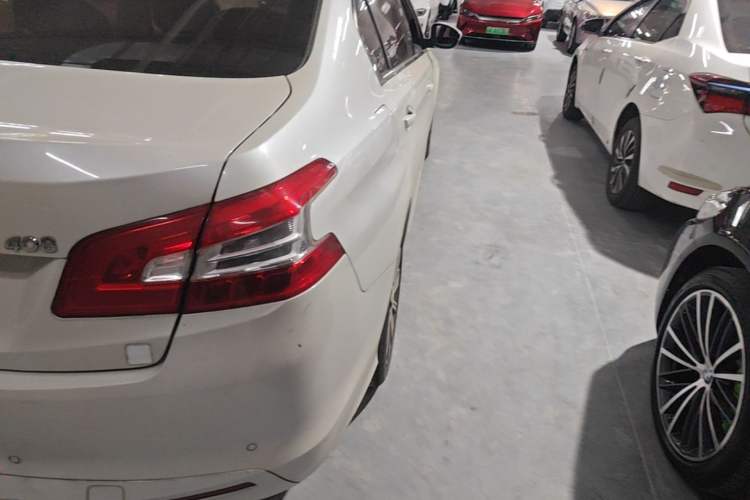 Used Peugeot 408 2014 1.8L Automatic Luxury Edition Right Rear Taillight