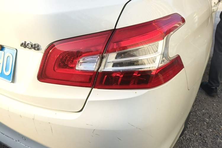 Used Peugeot 408 2014 1.8L Automatic Luxury Edition Right Rear Taillight