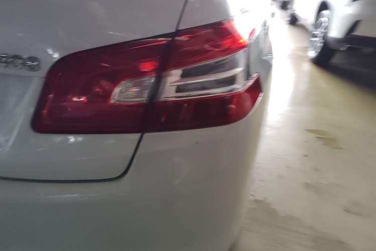 Used Peugeot 408 2014 1.8L Automatic Luxury Edition Right Rear Taillight