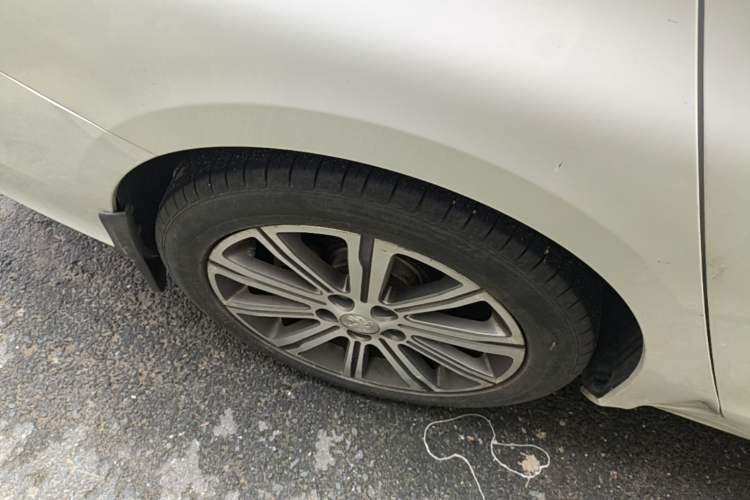 Used Peugeot 408 2014 1.8L Automatic Luxury Edition Right Rear Wheel Hub