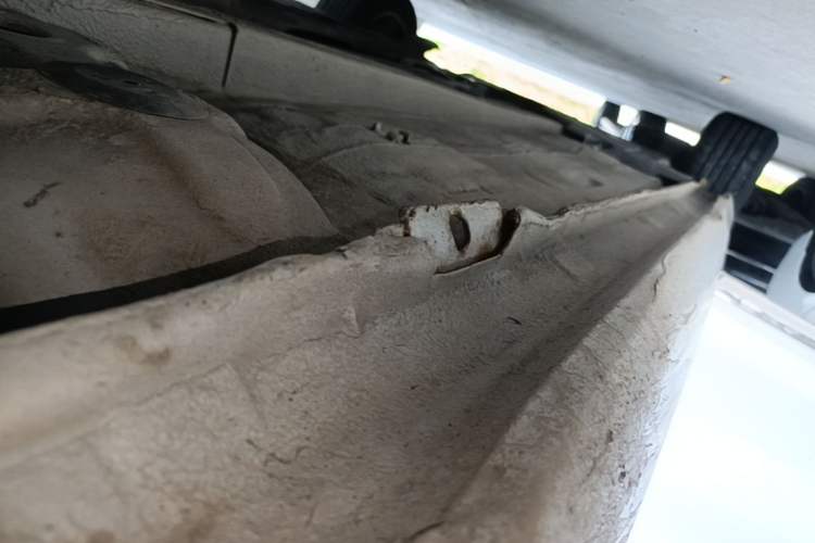 Used Peugeot 408 2014 1.8L Manual Leading Edition Right Side Sill