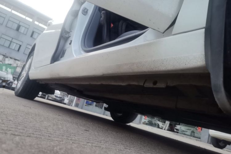 Used Peugeot 408 2014 1.8L Manual Leading Edition Right Side Sill
