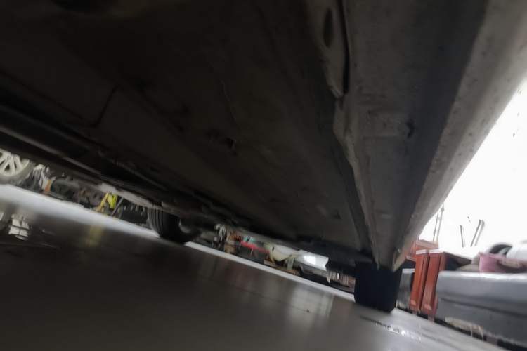 Used Peugeot 408 2014 1.8L Automatic Luxury Edition Right Side Sill