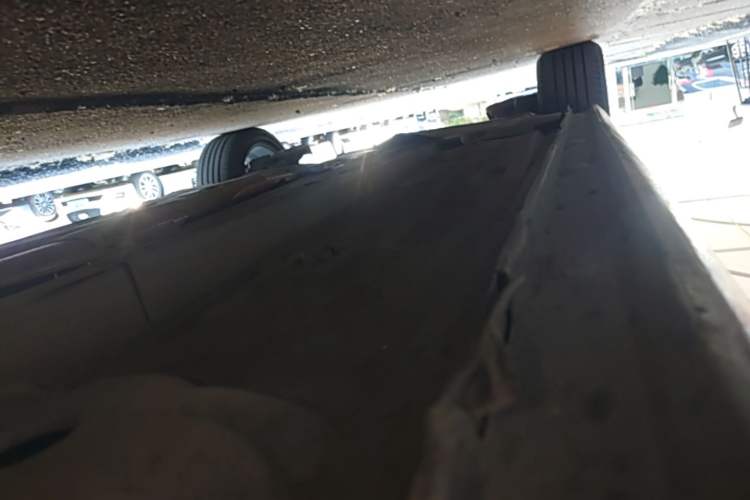 Used Peugeot 408 2014 1.8L Automatic Luxury Edition Right Side Sill