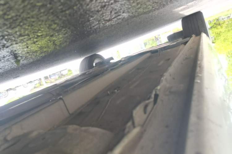 Used Peugeot 408 2014 1.8L Automatic Luxury Edition Right Side Sill