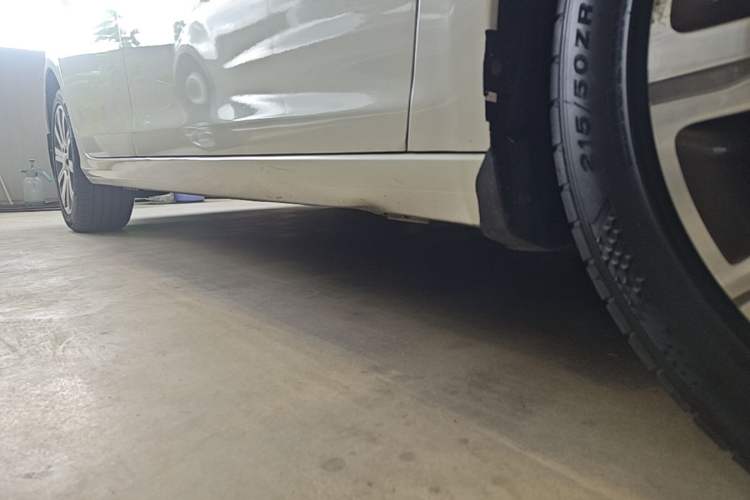 Used Peugeot 408 2014 1.8L Automatic Luxury Edition Right Side Sill