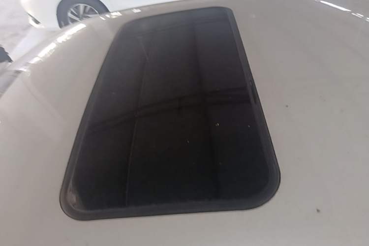 Used Peugeot 408 2014 1.8L Automatic Luxury Edition Roof