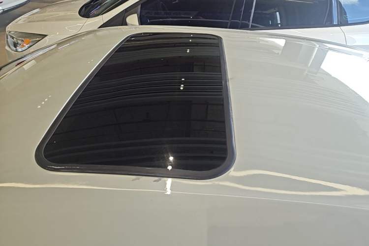 Used Peugeot 408 2014 1.8L Automatic Luxury Edition Roof