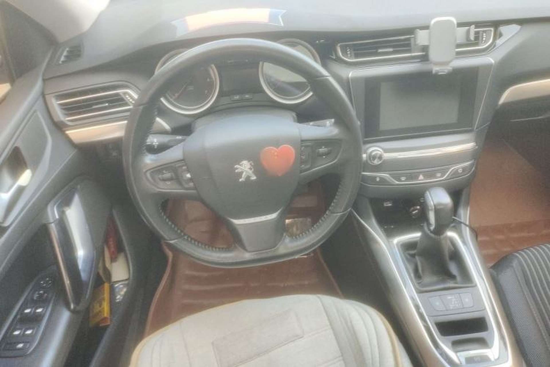 Used Peugeot 408 2014 1.8L Automatic Leading Edition Steering Wheel