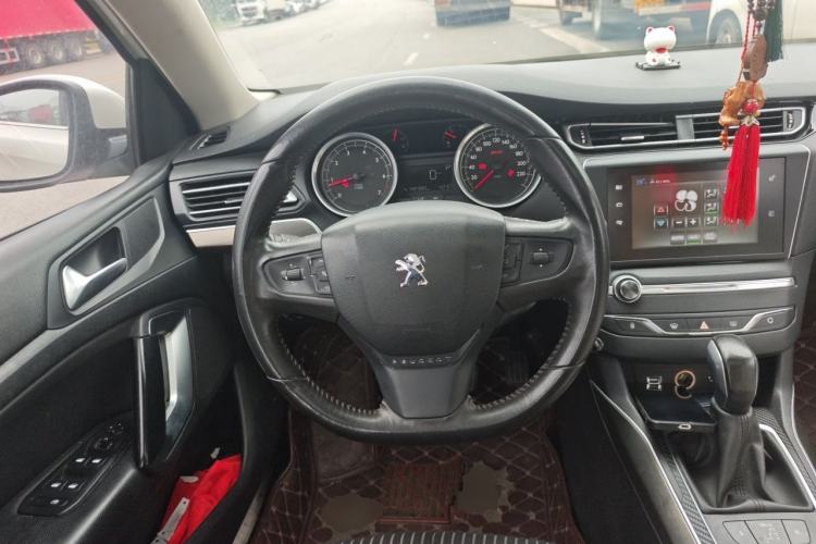 Used Peugeot 408 2014 1.8L Automatic Luxury Edition Steering Wheel