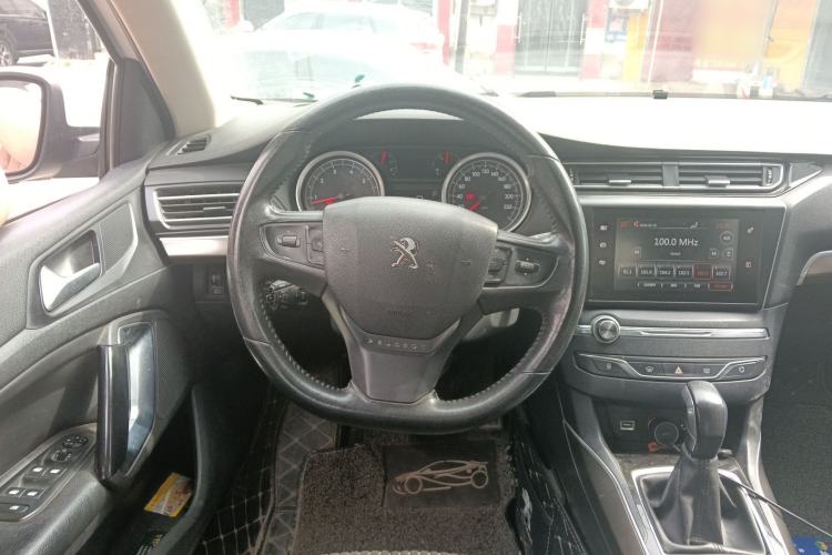 Used Peugeot 408 2014 1.8L Automatic Luxury Edition Steering Wheel