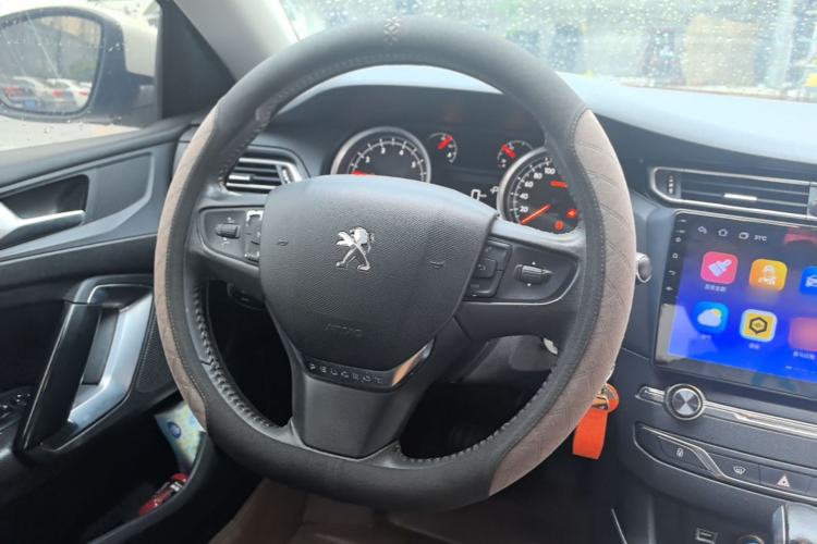 Used Peugeot 408 2014 1.8L Automatic Luxury Edition Steering Wheel
