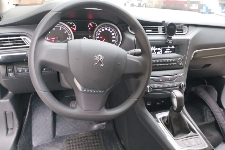 Used Peugeot 408 2014 1.8L Automatic Leading Edition Steering Wheel