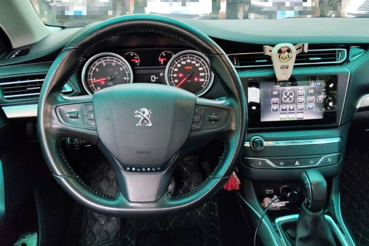Used Peugeot 408 2014 1.8L Automatic Luxury Edition Steering Wheel
