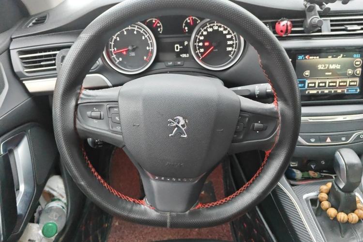 Used Peugeot 408 2014 1.8L Automatic Luxury Edition Steering Wheel