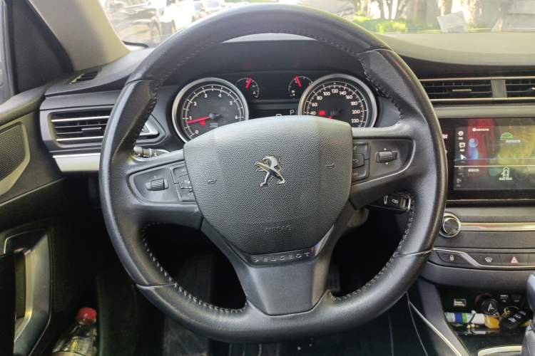 Used Peugeot 408 2014 1.8L Automatic Luxury Edition Steering Wheel