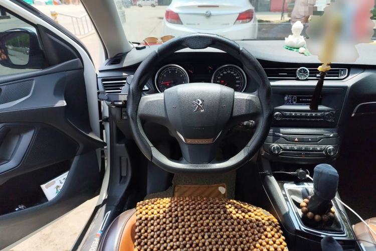 Used Peugeot 408 2014 1.8L Manual Leading Edition Steering Wheel