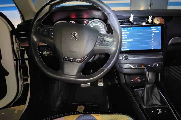 Used Peugeot 408 2014 1.8L Automatic Luxury Edition Steering Wheel