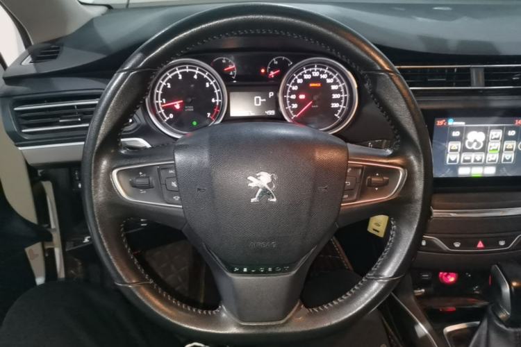 Used Peugeot 408 2014 1.8L Automatic Luxury Edition Steering Wheel