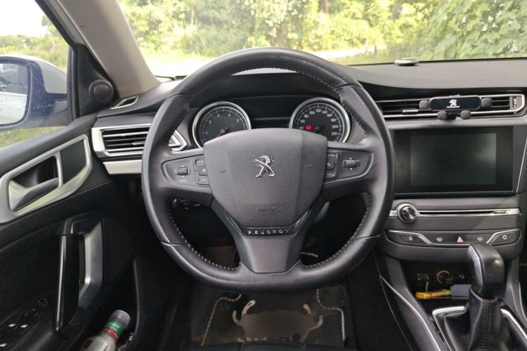 Used Peugeot 408 2014 1.6T Automatic Prestige Edition Steering Wheel