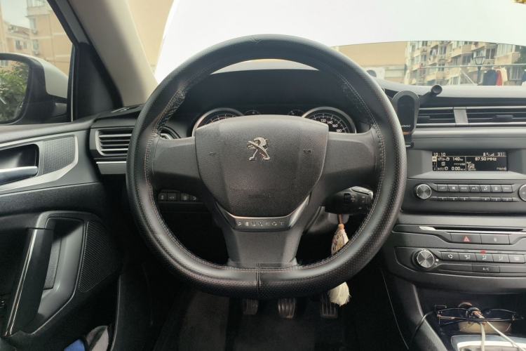 Used Peugeot 408 2014 1.8L Manual Leading Edition Steering Wheel