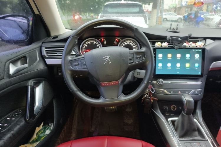 Used Peugeot 408 2014 1.8L Automatic Luxury Edition Steering Wheel