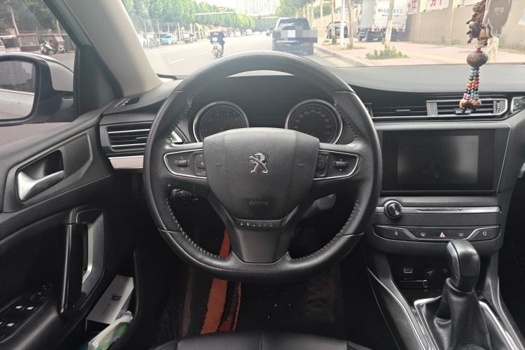 Used Peugeot 408 2014 1.8L Automatic Luxury Edition Steering Wheel