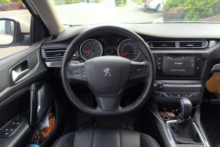 Used Peugeot 408 2014 1.8L Automatic Luxury Edition Steering Wheel