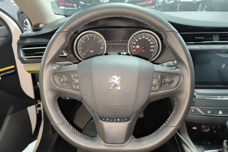 Used Peugeot 408 2014 1.8L Automatic Luxury Edition Steering Wheel