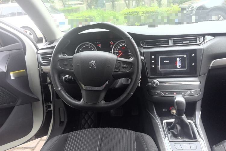 Used Peugeot 408 2014 1.8L Automatic Leading Edition Steering Wheel