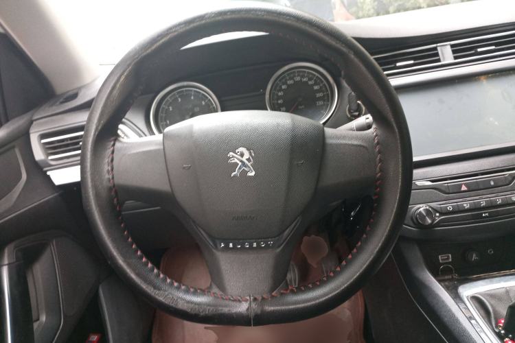 Used Peugeot 408 2014 1.8L Manual Leading Edition Steering Wheel