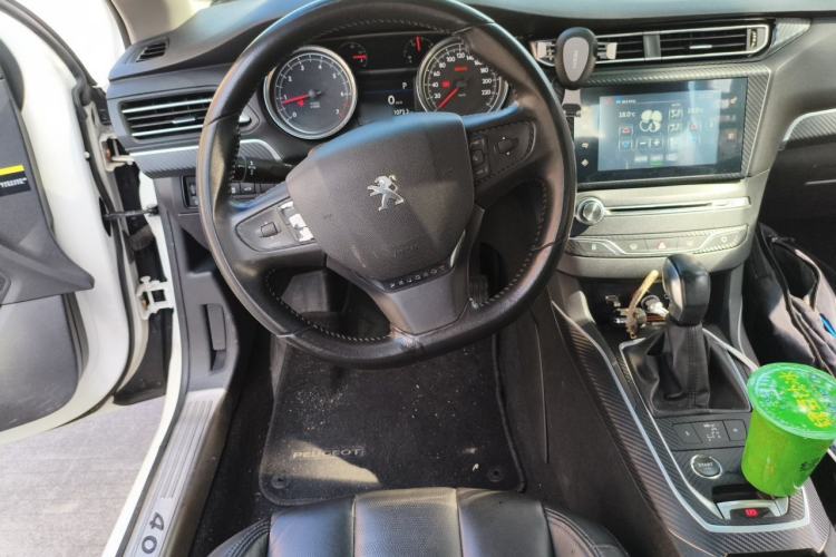 Used Peugeot 408 2014 1.6T Automatic Prestige Edition Steering Wheel