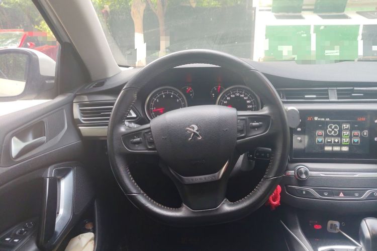 Used Peugeot 408 2014 1.8L Automatic Luxury Edition Steering Wheel