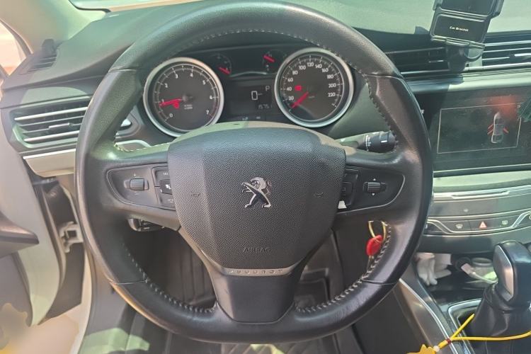 Used Peugeot 408 2014 1.8L Automatic Luxury Edition Steering Wheel
