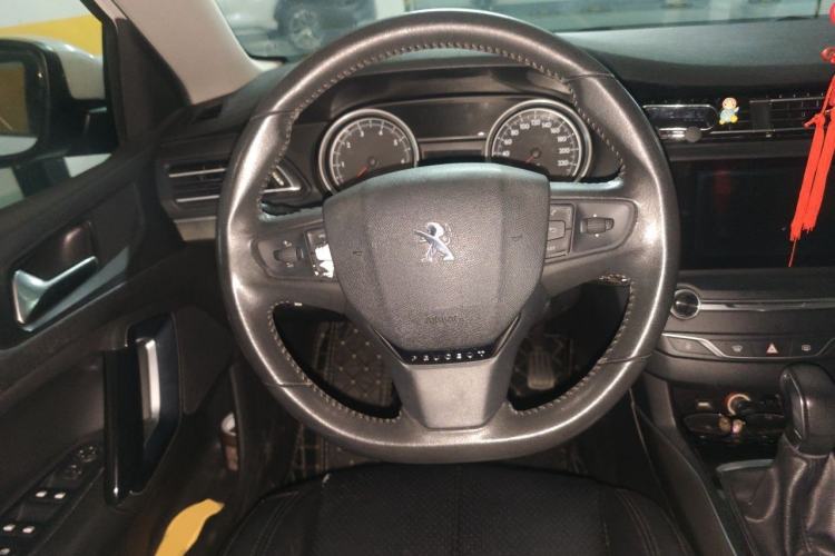 Used Peugeot 408 2014 1.8L Automatic Luxury Edition Steering Wheel