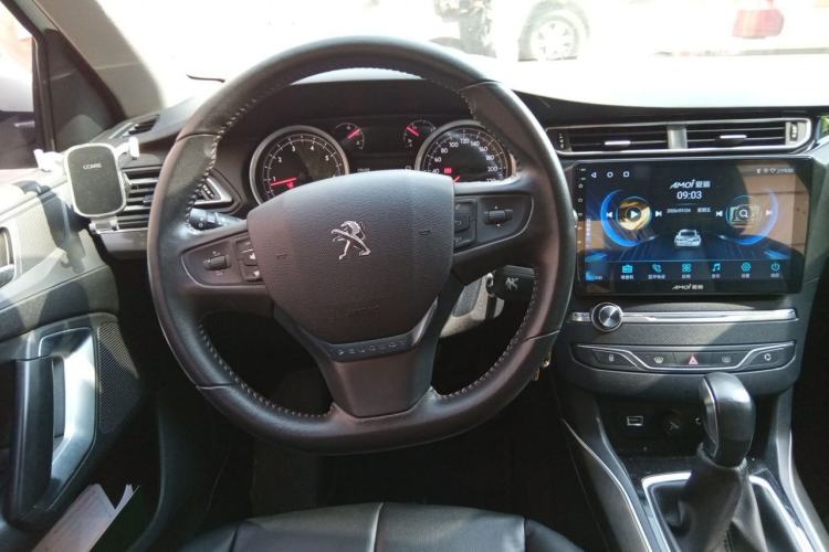 Used Peugeot 408 2014 1.8L Automatic Luxury Edition Steering Wheel