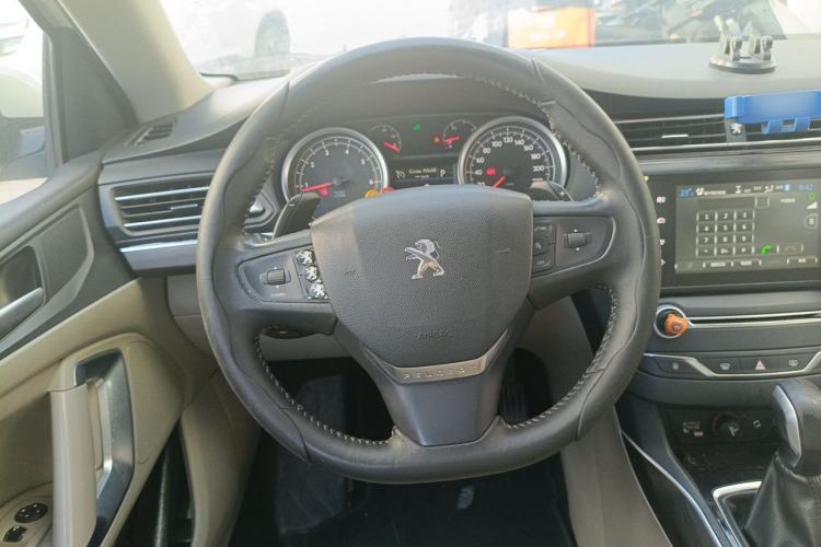 Used Peugeot 408 2014 1.6T Automatic Supreme Edition Steering Wheel