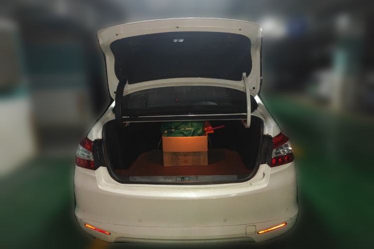 Used Peugeot 408 2014 1.8L Automatic Luxury Edition Trunk