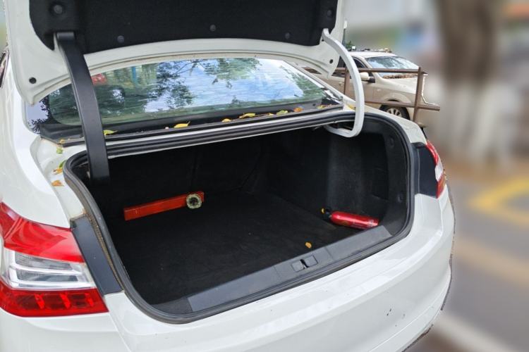 Used Peugeot 408 2014 1.8L Automatic Luxury Edition Trunk