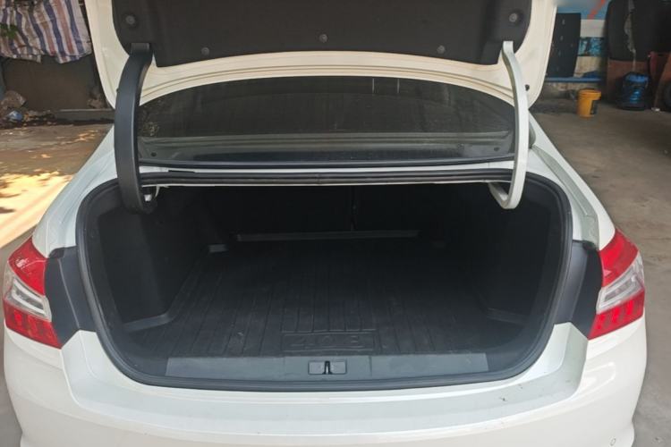 Used Peugeot 408 2014 1.8L Automatic Luxury Edition Trunk