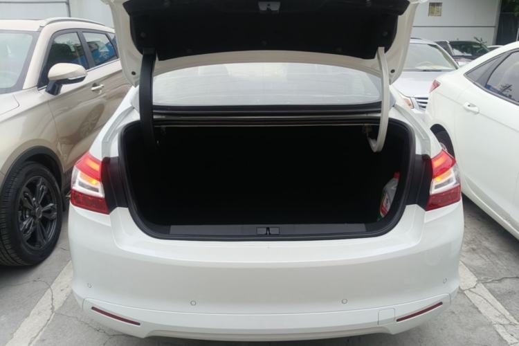Used Peugeot 408 2014 1.8L Automatic Luxury Edition Trunk