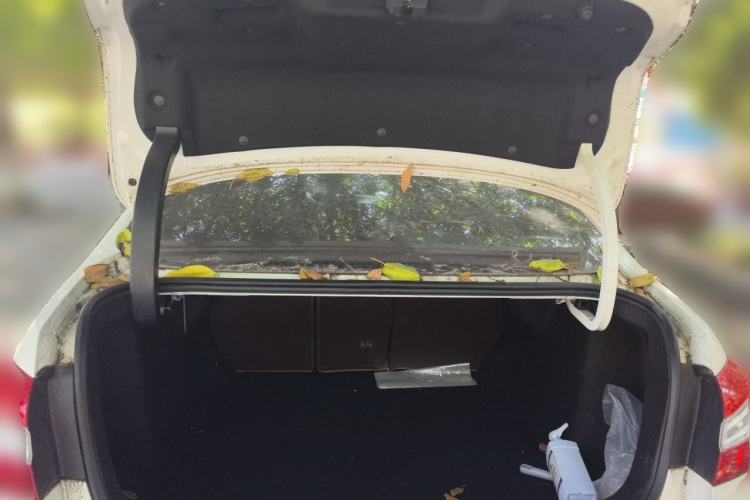 Used Peugeot 408 2014 1.8L Automatic Luxury Edition Trunk