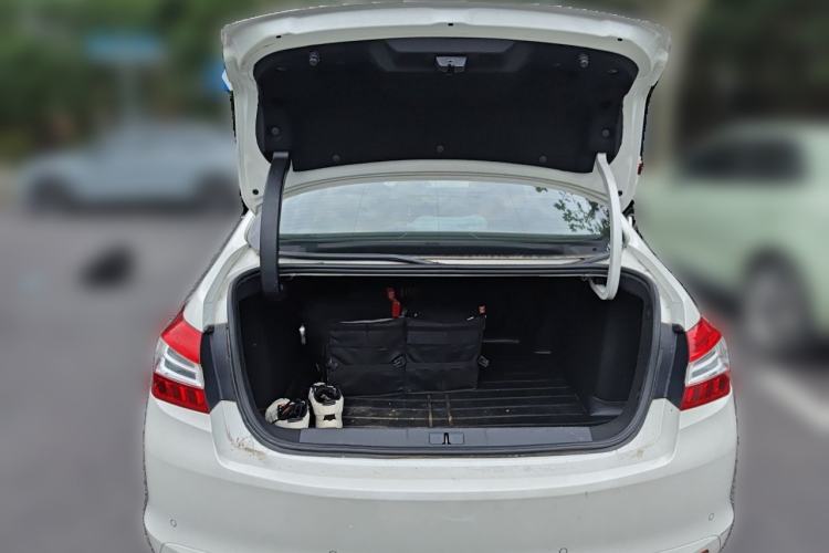 Used Peugeot 408 2014 1.8L Automatic Luxury Edition Trunk