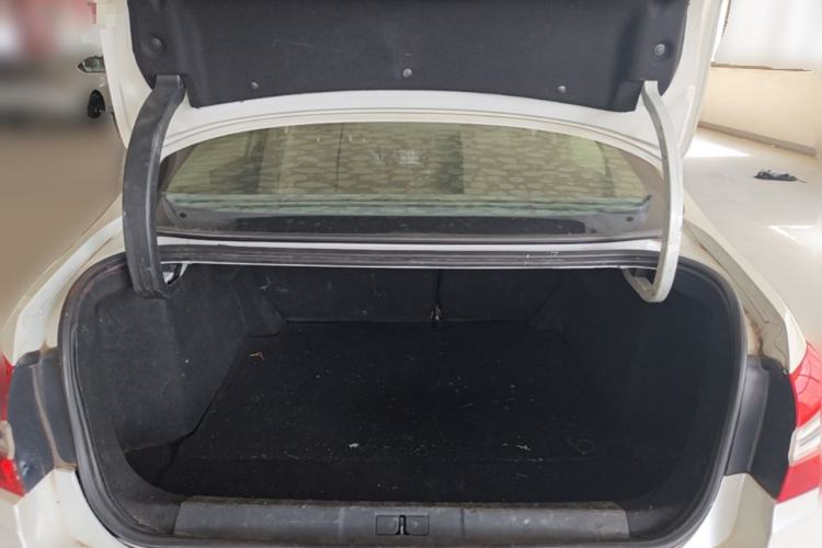 Used Peugeot 408 2014 1.8L Automatic Luxury Edition Trunk